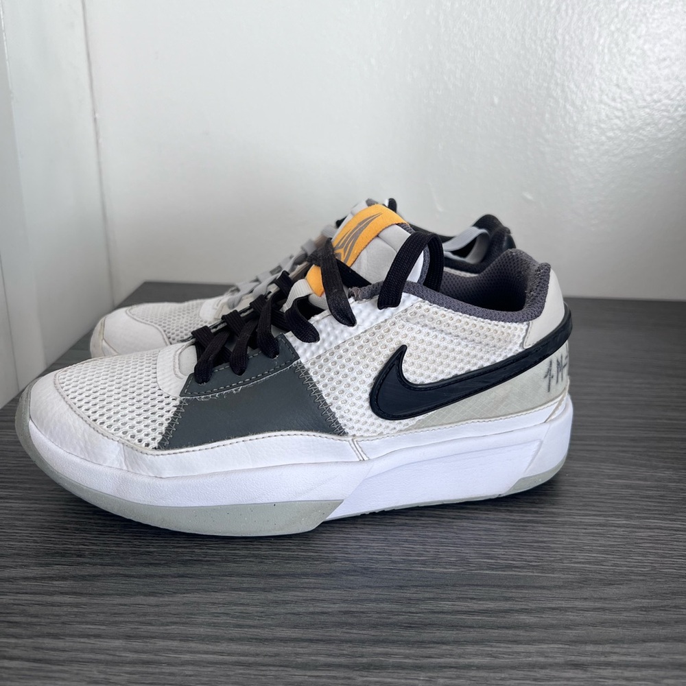 Nike Ja Morant One size 5.5 y
